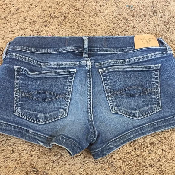 Jean shorts - Picture 2 of 3